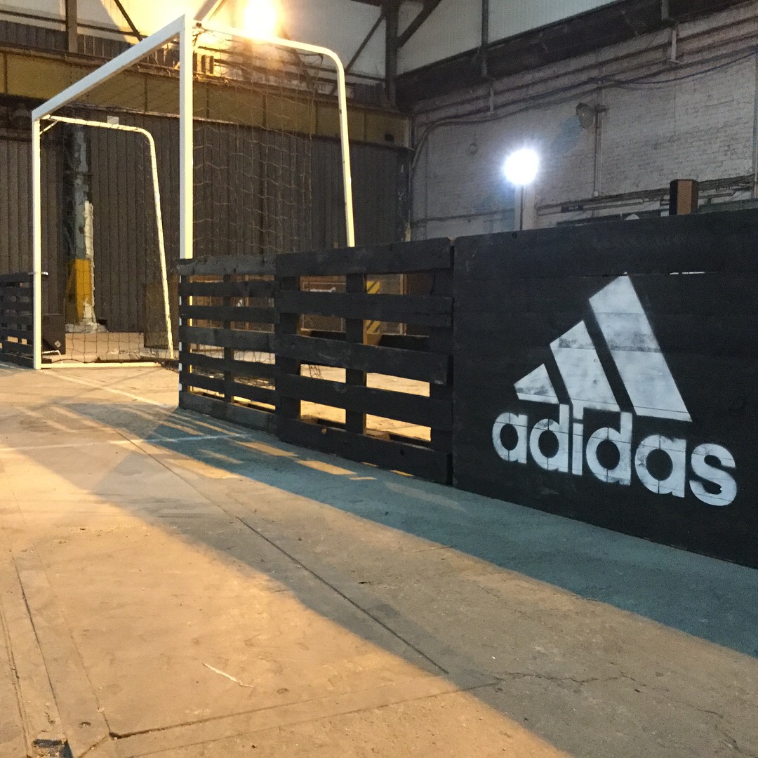 Adidas UFC Foot en salle Studio Trigone