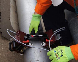 Performing corrosion detection on pipes with Medium Range UT (MRUT) techniques