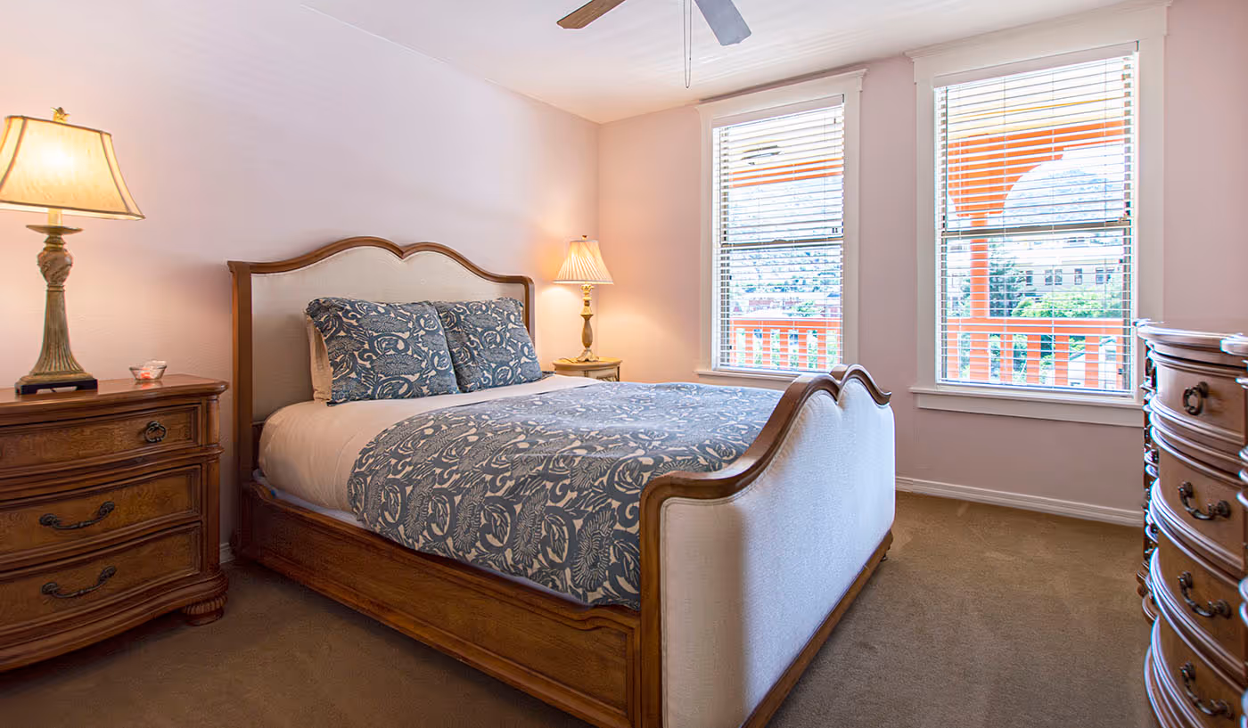 Eldorado Suites Suite 12 Photo