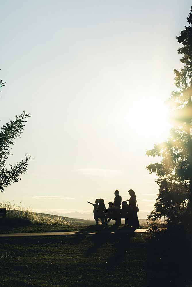 Happy family in the park – investment management and financial planning for young families in Winnipeg