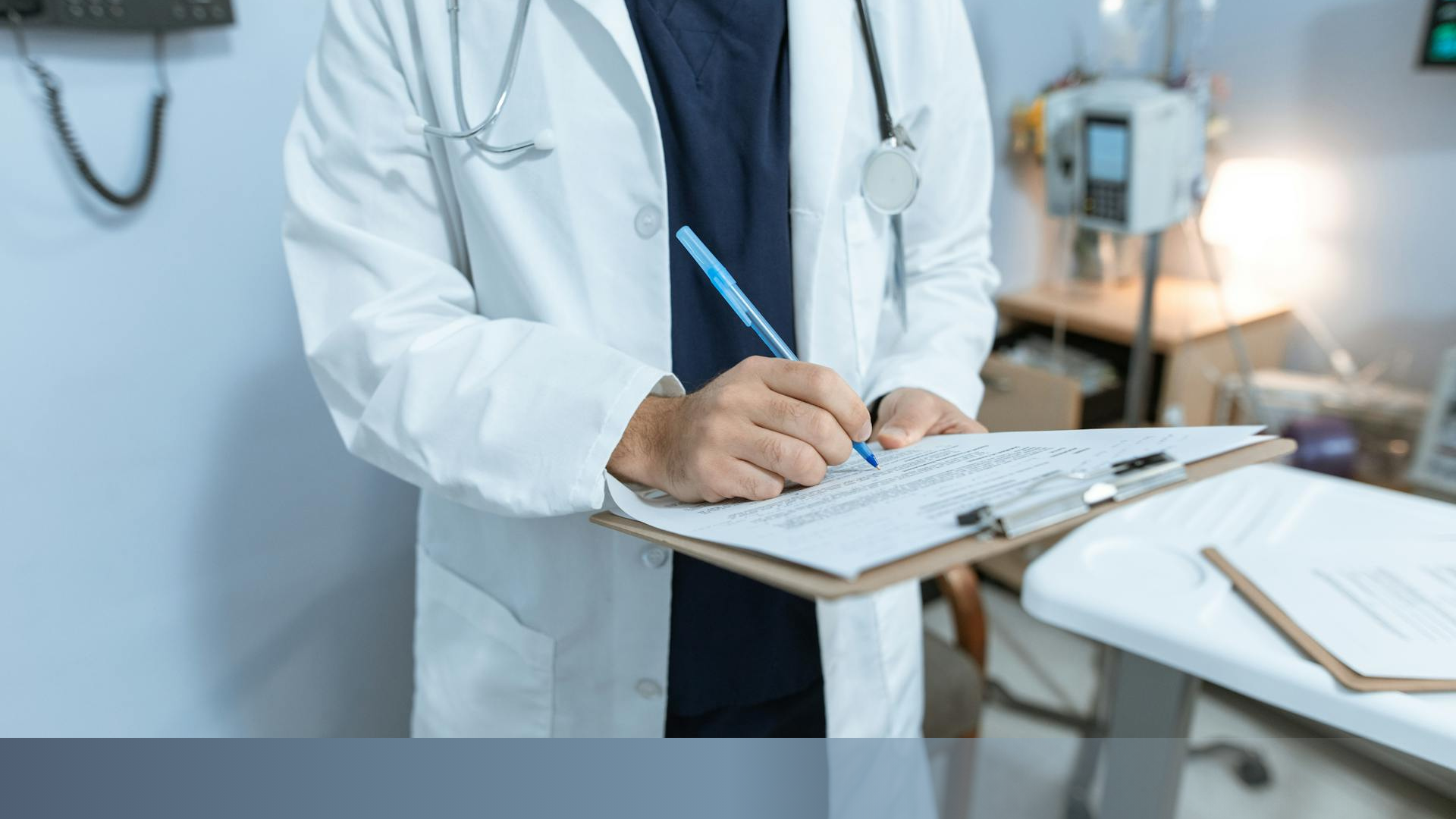 Prowadzenie i przechowywanie dokumentacji medycznej - wymogi prawne