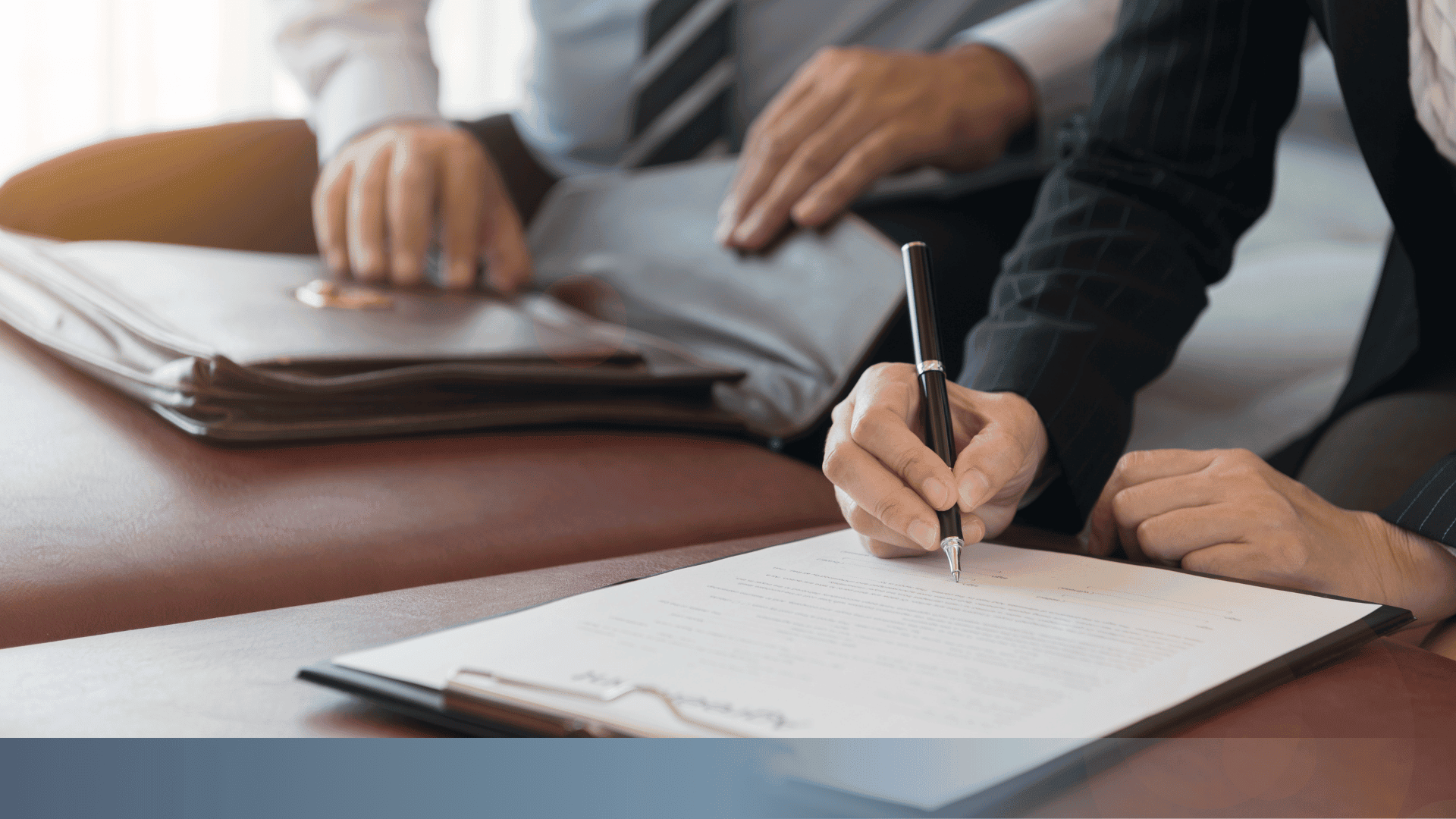 Na co zwrócić uwagę przed podpisaniem umowy?