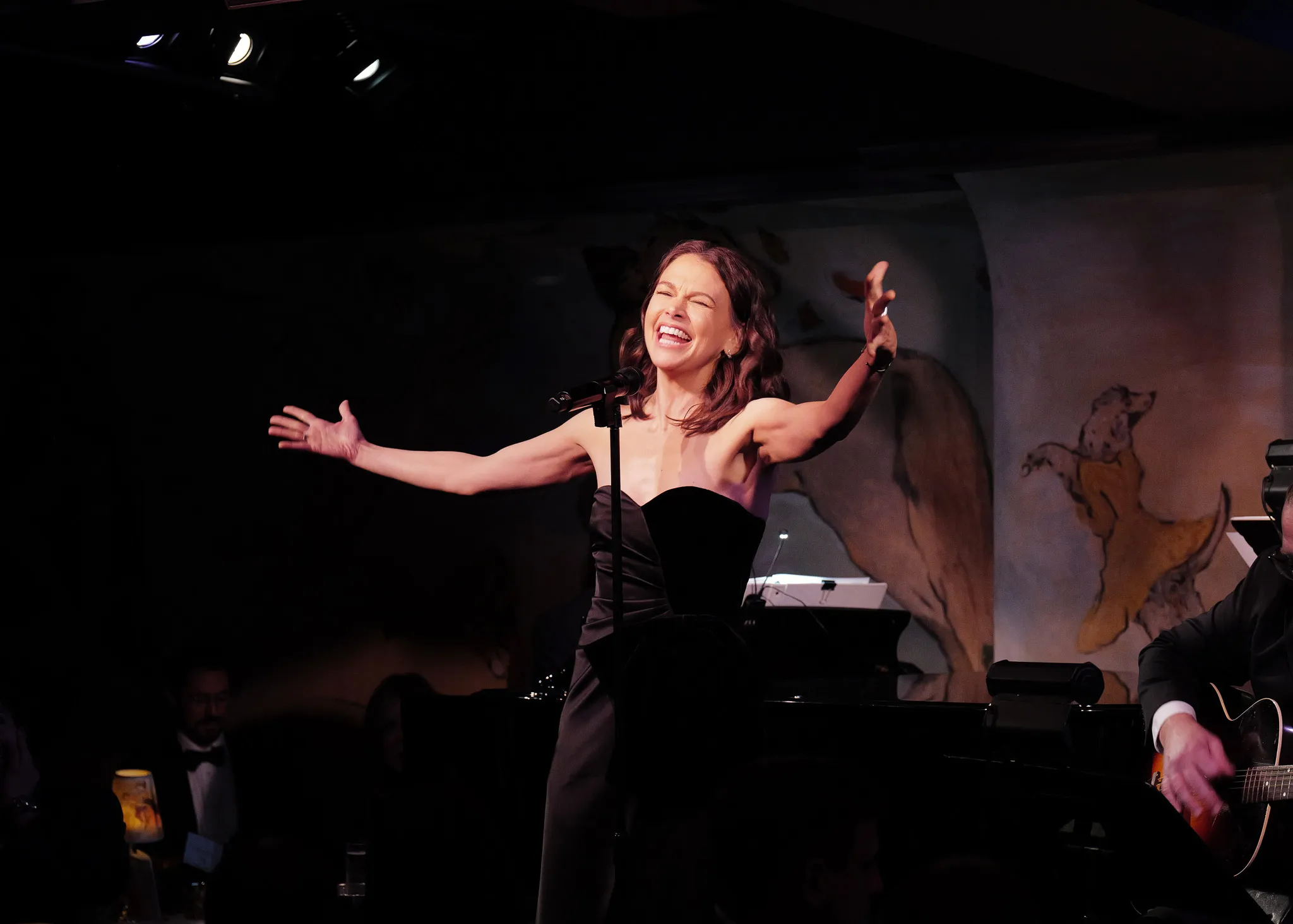 Sutton Foster performs onstage during the 2025 Fetch Pet Gala.