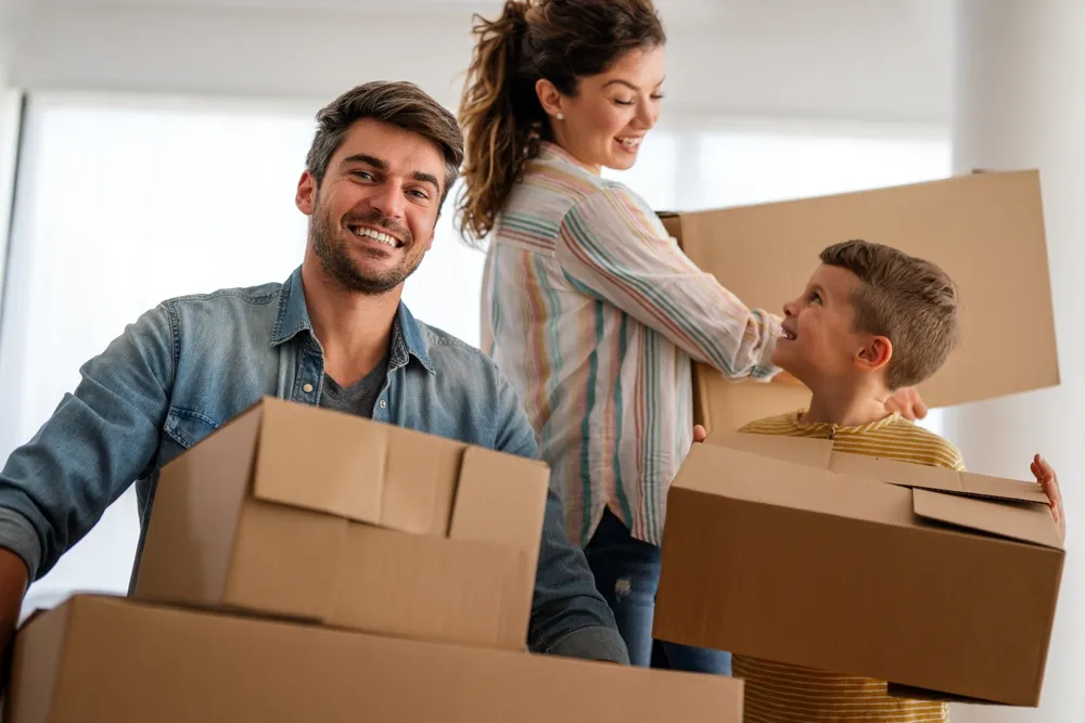 Moving House in Wolverhampton? 5 Van Hire Hacks to Save Time, Money & Stress