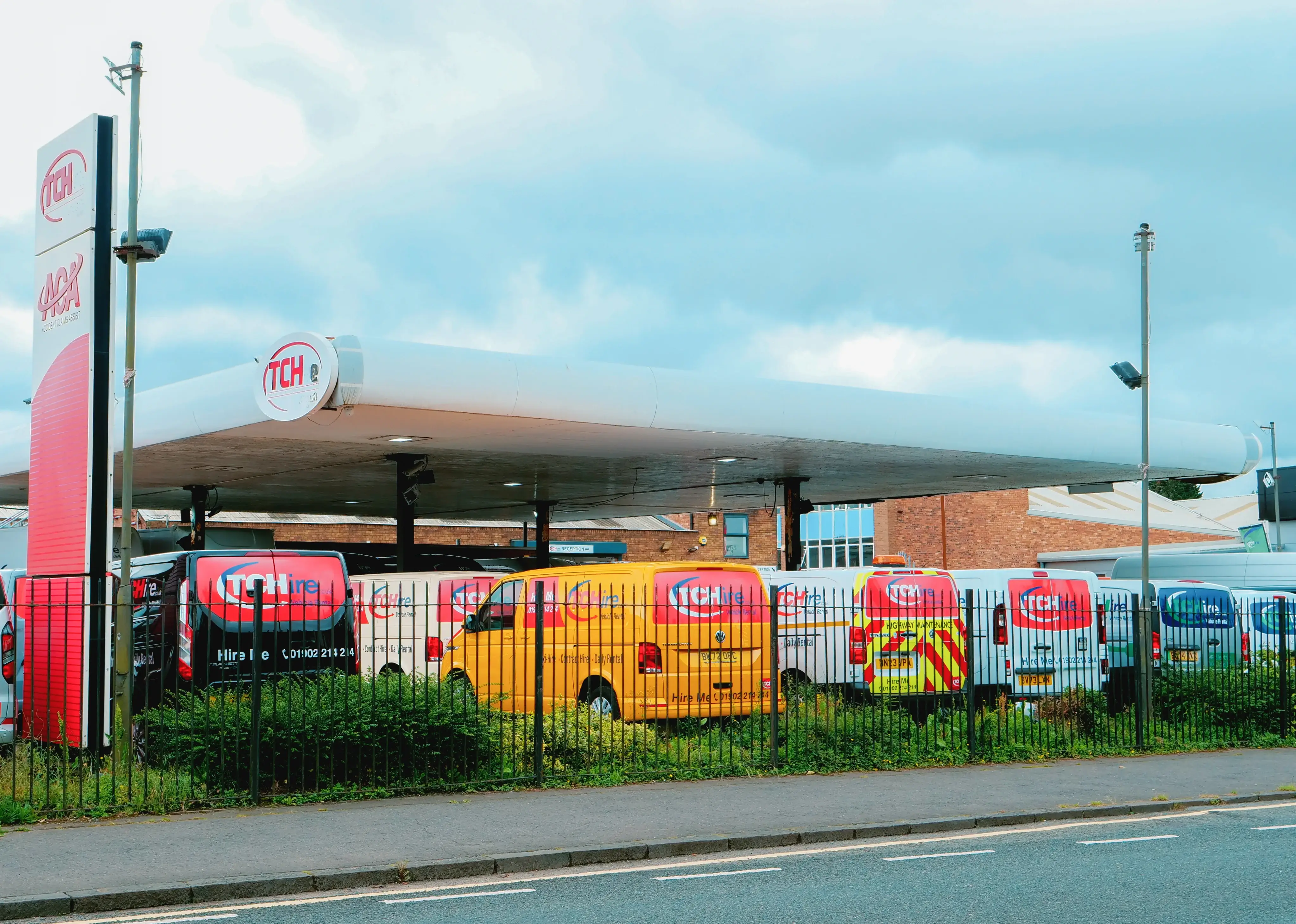 Choosing the Right Commercial Vehicle for Different Jobs