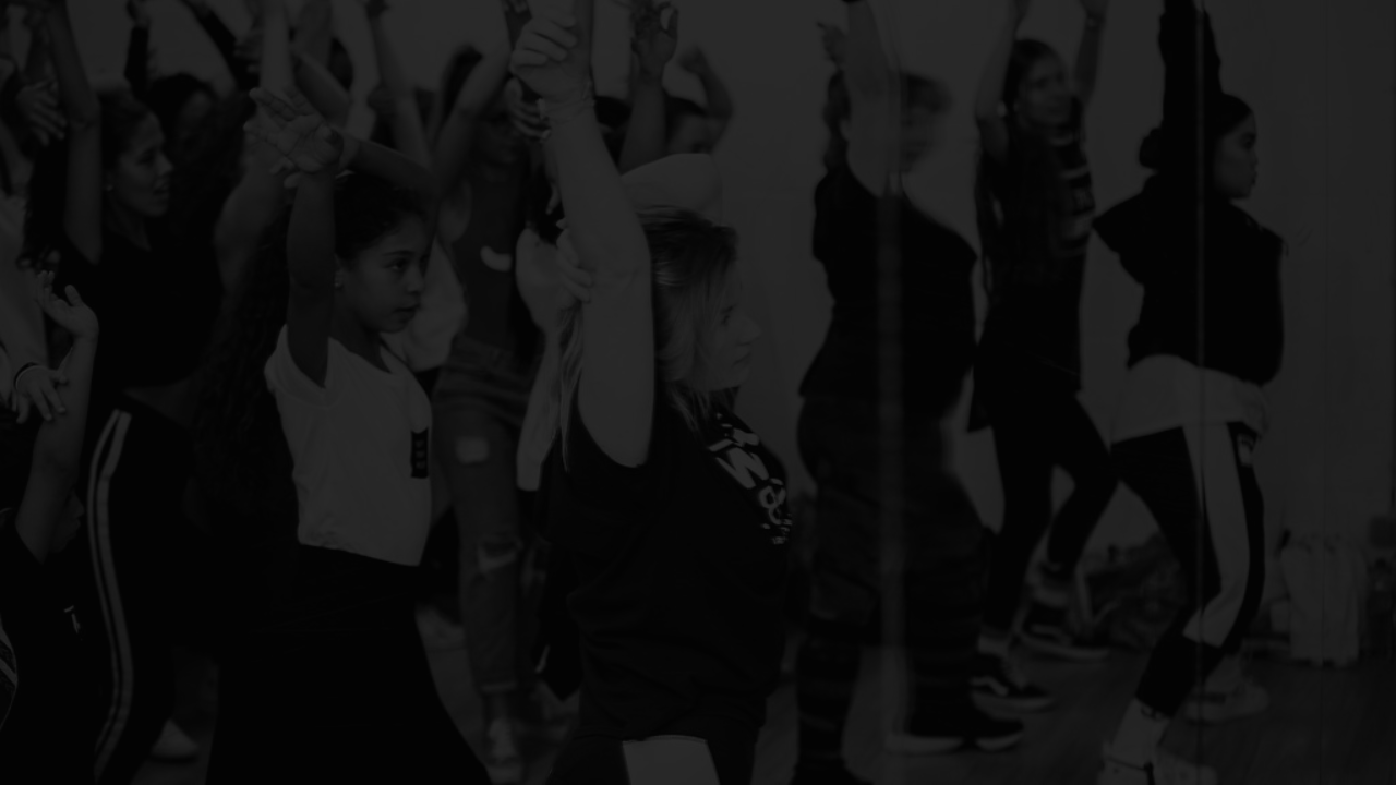 Cours de Girly pour enfants & ados à Bruxelles – The Flow Lab