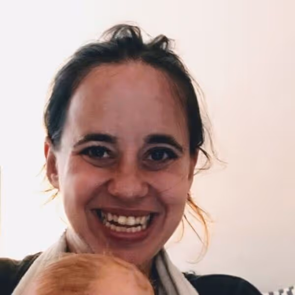 Aya Rücken