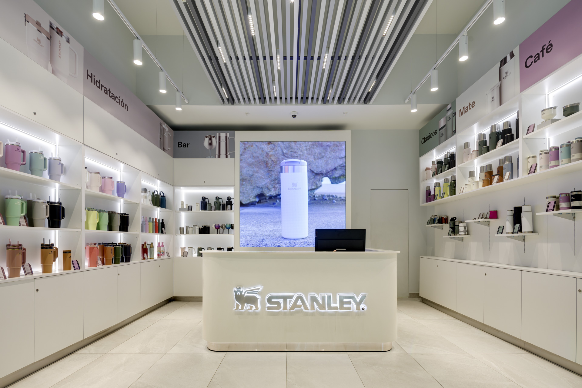 Stanley Cenco Costanera