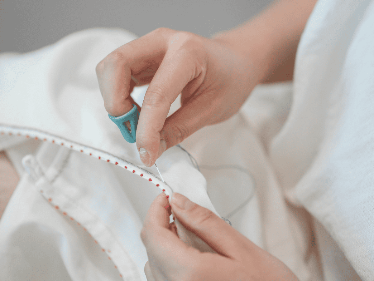 Our commitment to your wedding gown