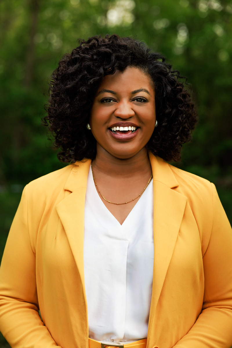 Headshot of Deidre DeJear