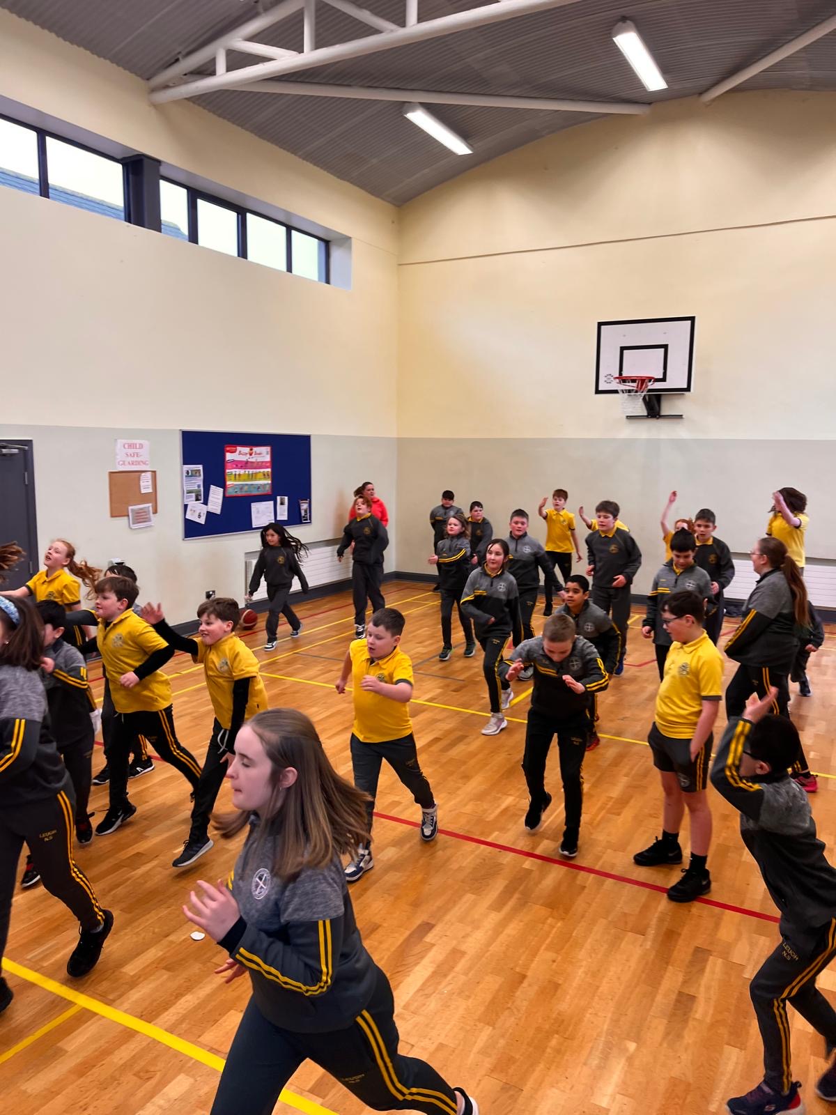 Leugh NS-2026-02-09T09:58:26.702Z-teambuilding