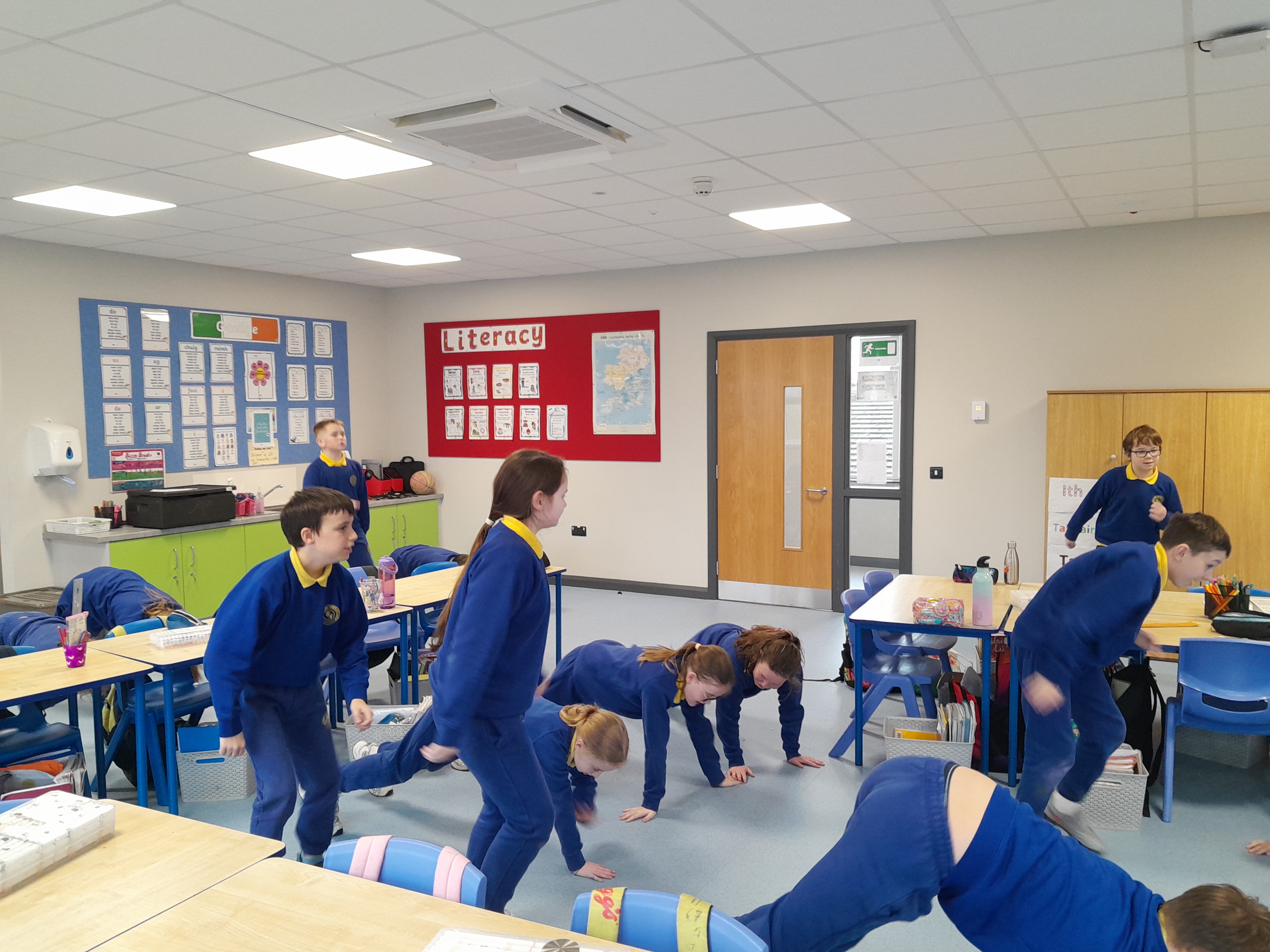 Gaelscoil Dhún Dealgan-2026-02-26T23:55:00.465Z-teambuilding