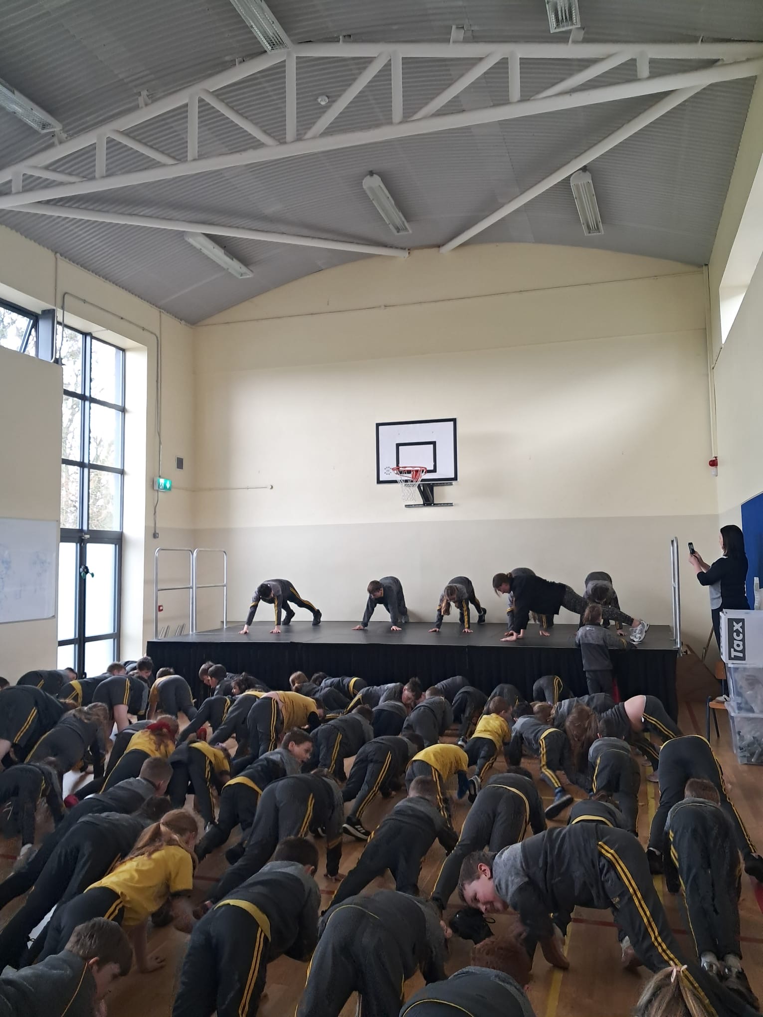 Leugh NS-2026-03-16T17:34:42.765Z-teambuilding