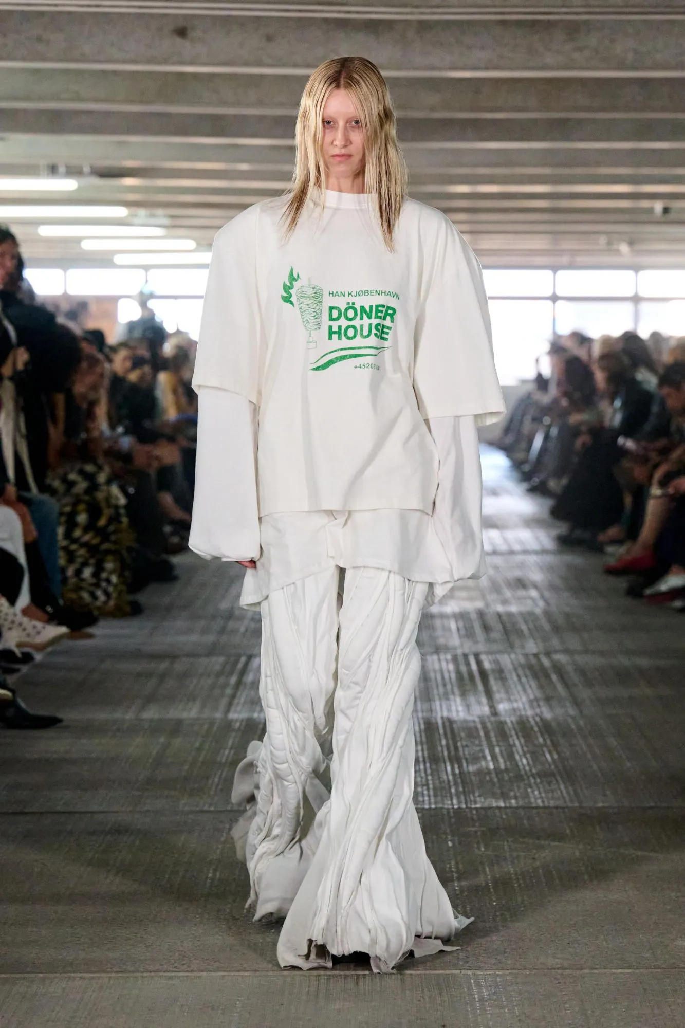 Han Kjøbenhavn S/S 26: Suburban Armor for the End Times, runway