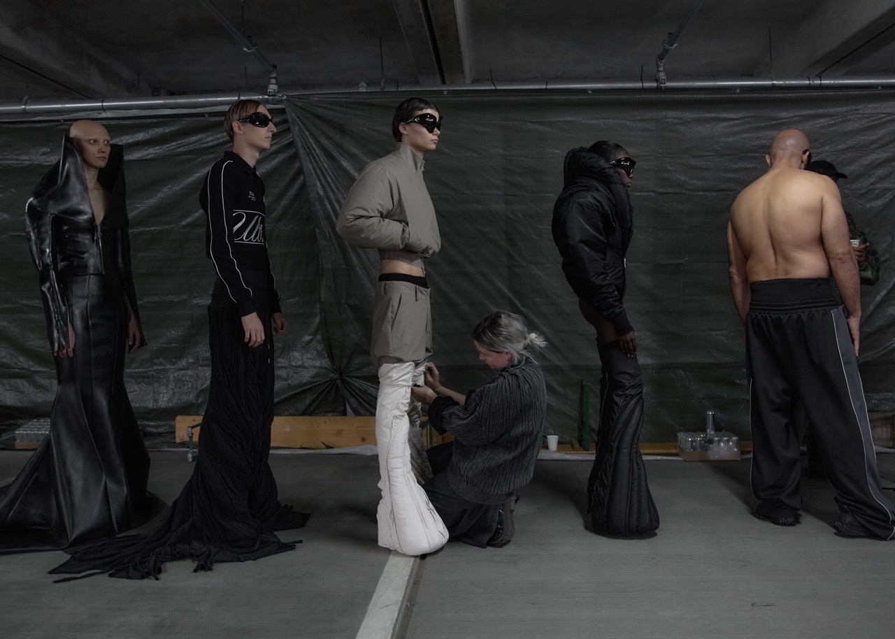 Han Kjøbenhavn S/S 26 † Suburban Armor for the End Times