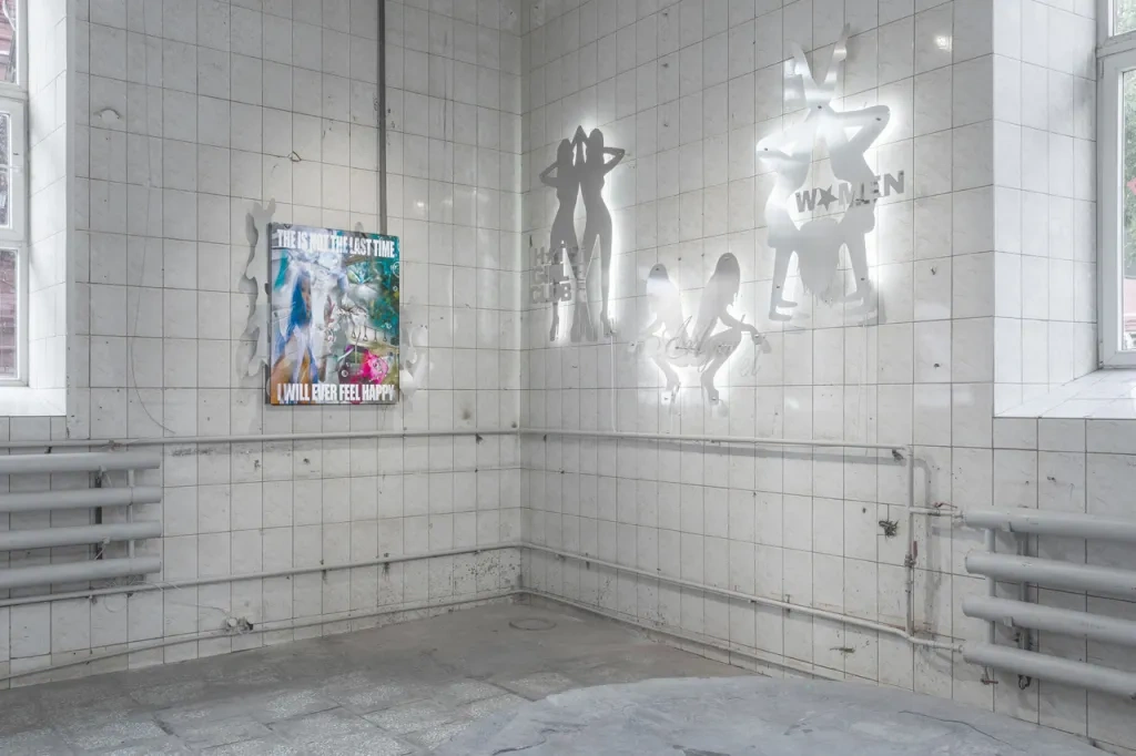 AT LEAST ANGELS WATCH OVER ME: Natasha Perova’s Post-Cyborg Fragility, Moscow fābula HQ