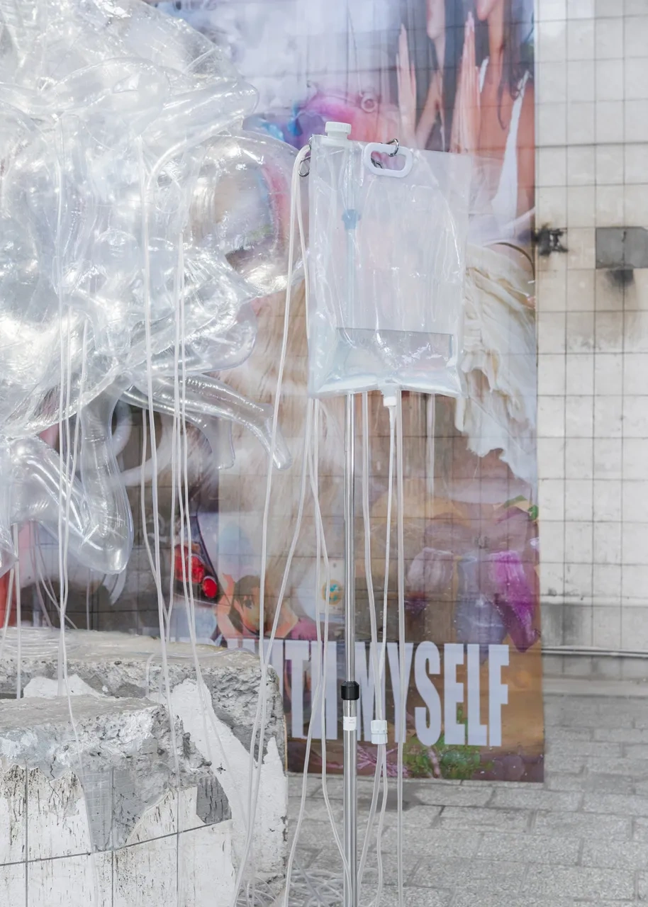 AT LEAST ANGELS WATCH OVER ME: Natasha Perova’s Post-Cyborg Fragility, Moscow fābula HQ