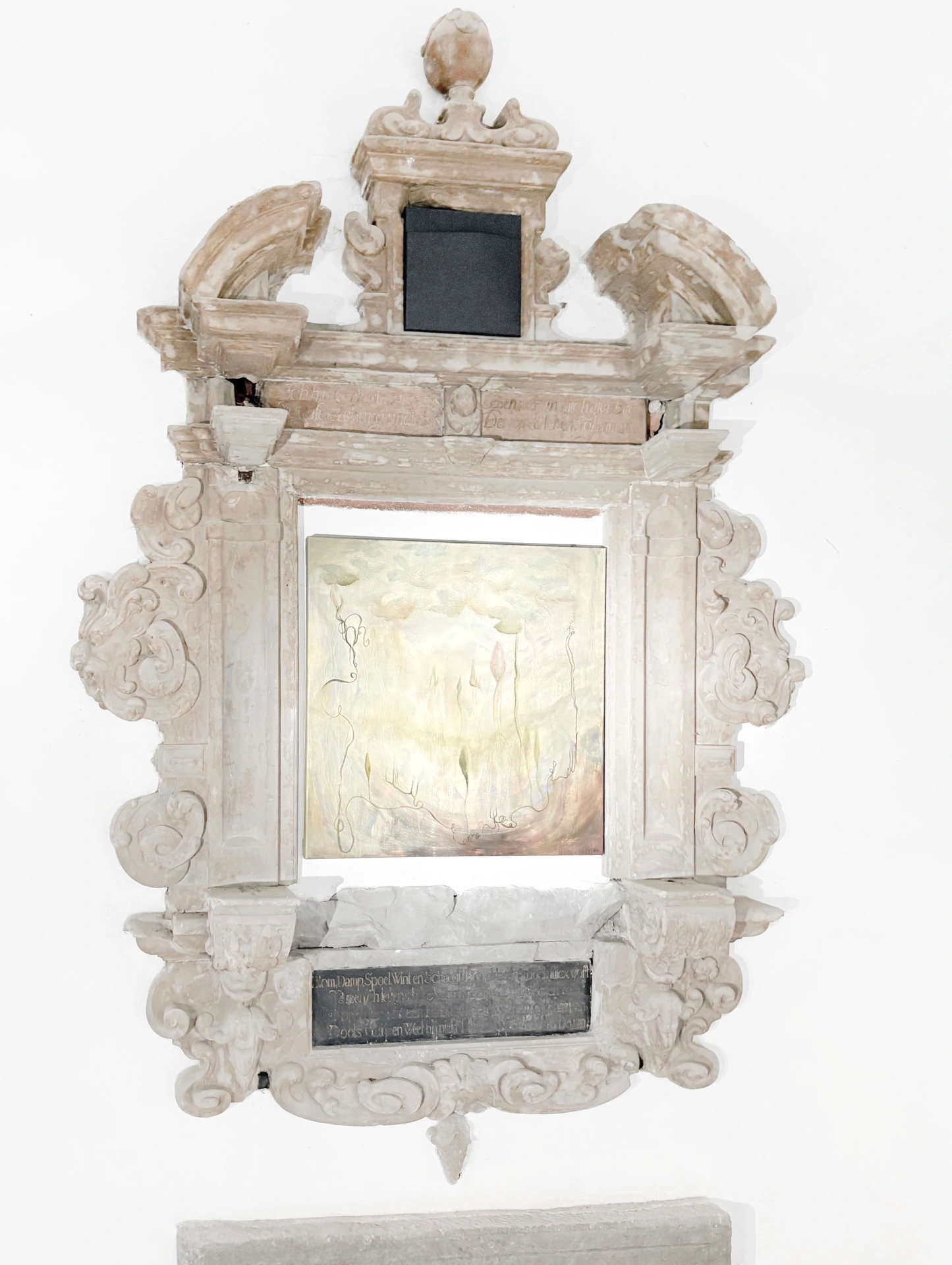 Angelika Puff, Vines, a small pale painting set into the carved stone niche of a whitewashed Baroque epitaph in Galeria EL, oil and modeling paste on canvas.