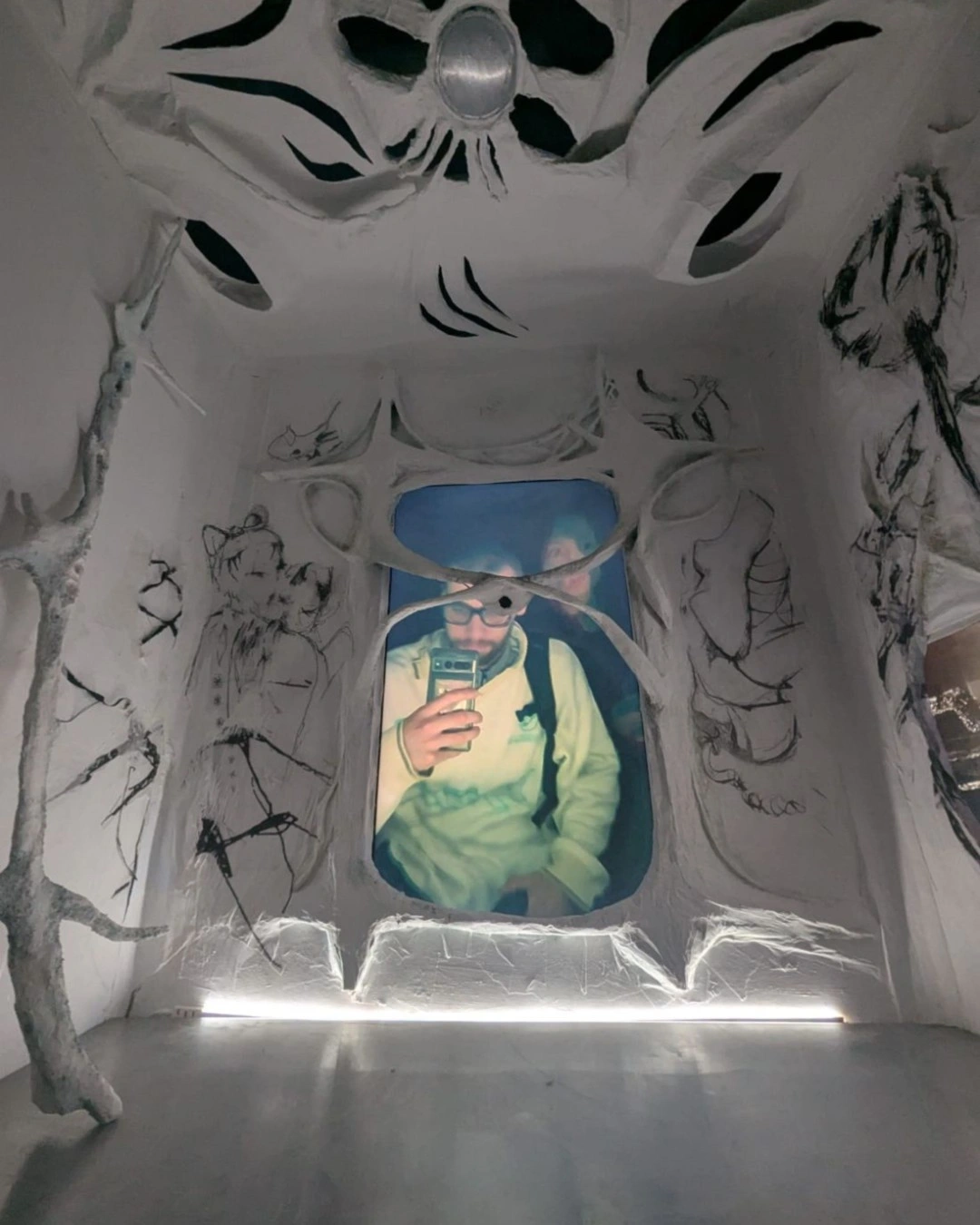 Installation view, Seeds know no tree., New Fears Gallery, Berlin, 2026. Photo: Sandro Mosco