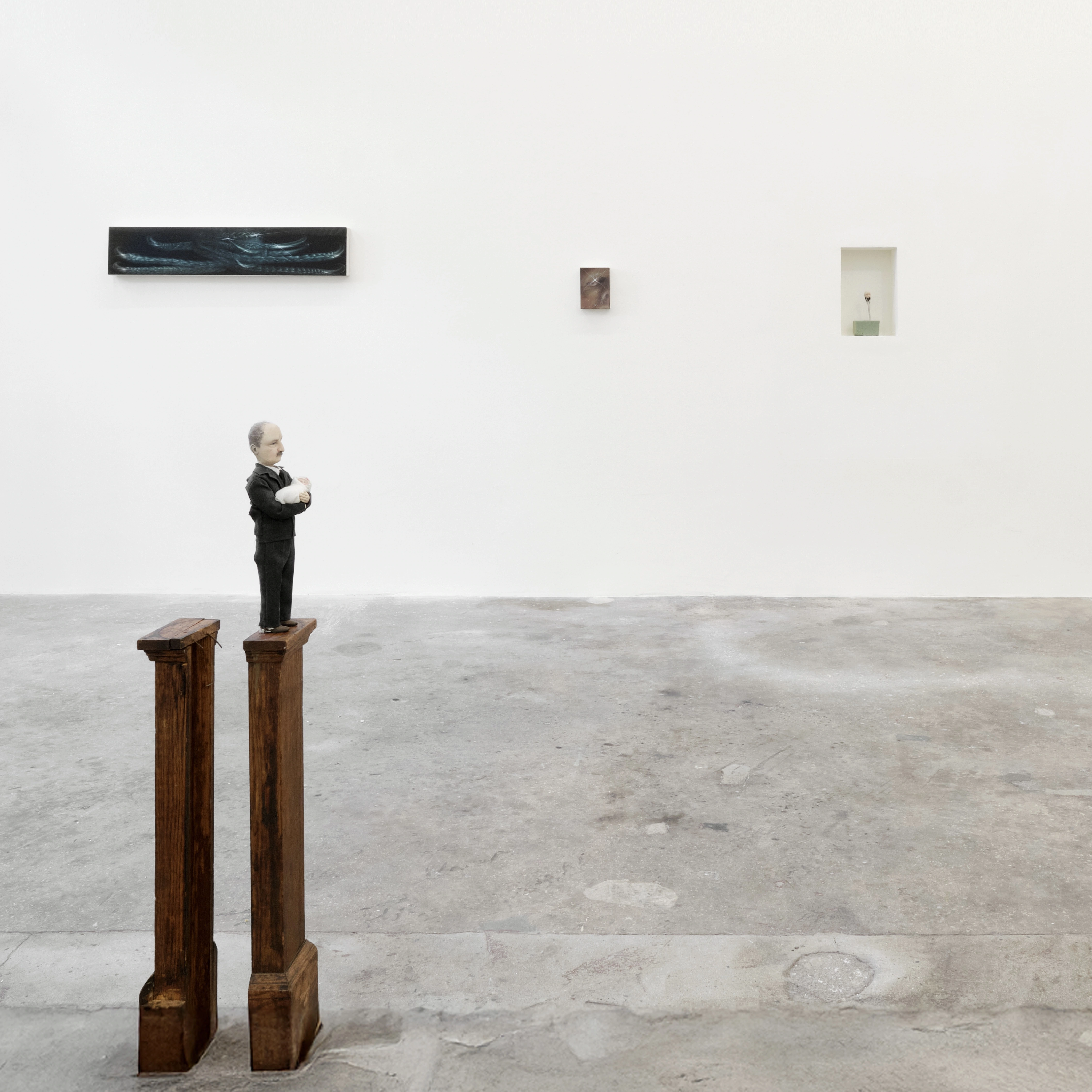 Installation view of Common Skin Fantasy at KDR, Miami, 2026, with Alicia Bilbao's Heidegger and Being