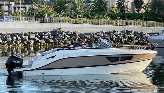 Uttern D77
