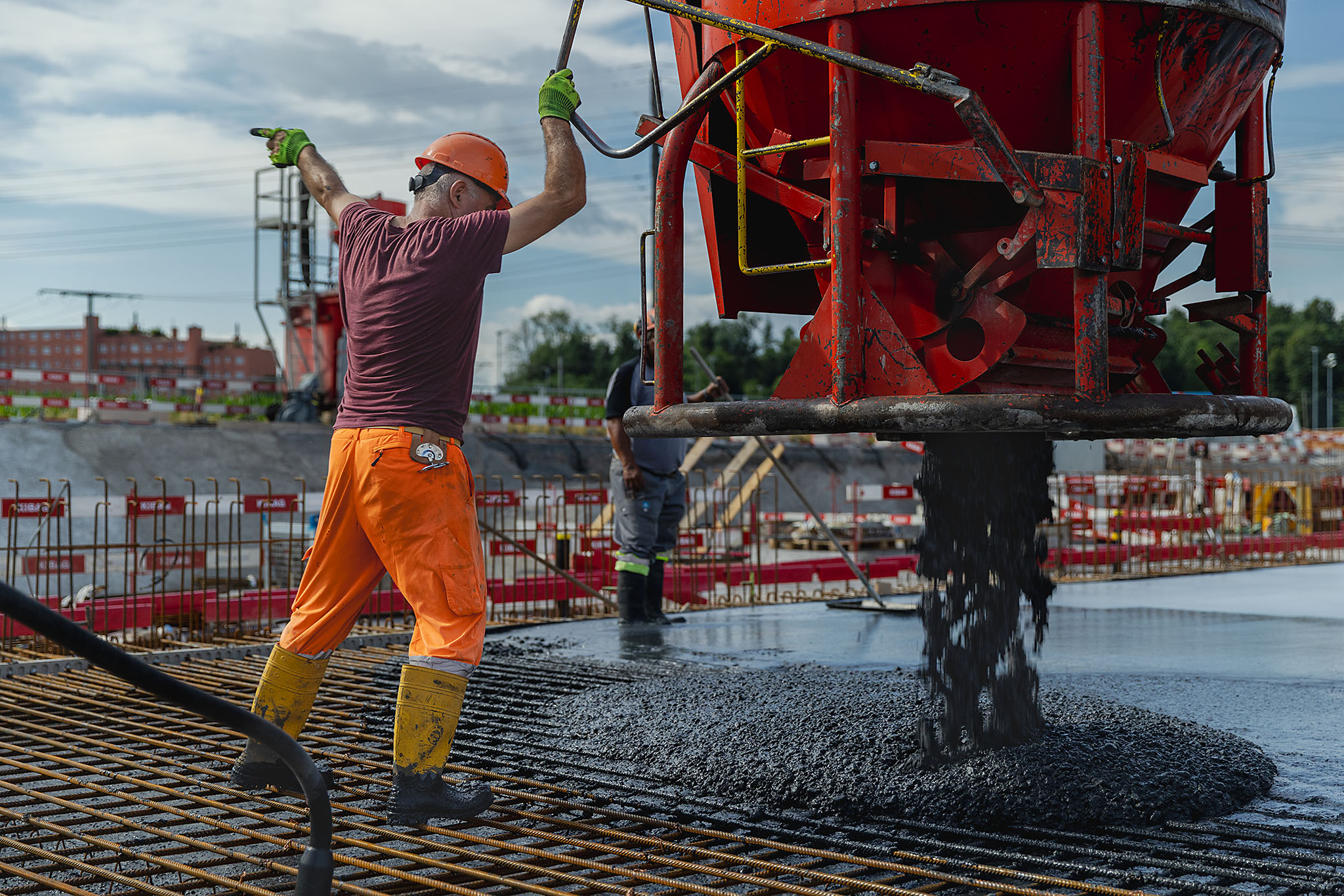 Beim Bau der Energiezentrale kommt CO₂-neutraler Beton zum Einsatz.
