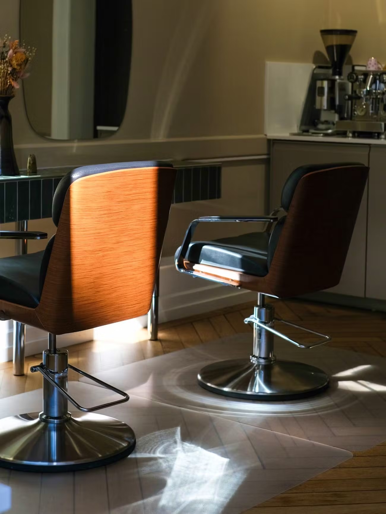 Corinne Stricker hofft, mit ihrem Konzept andere Salons zu inspirieren, vermehrt auf Nachhaltigkeit zu achten. Simon Garçia