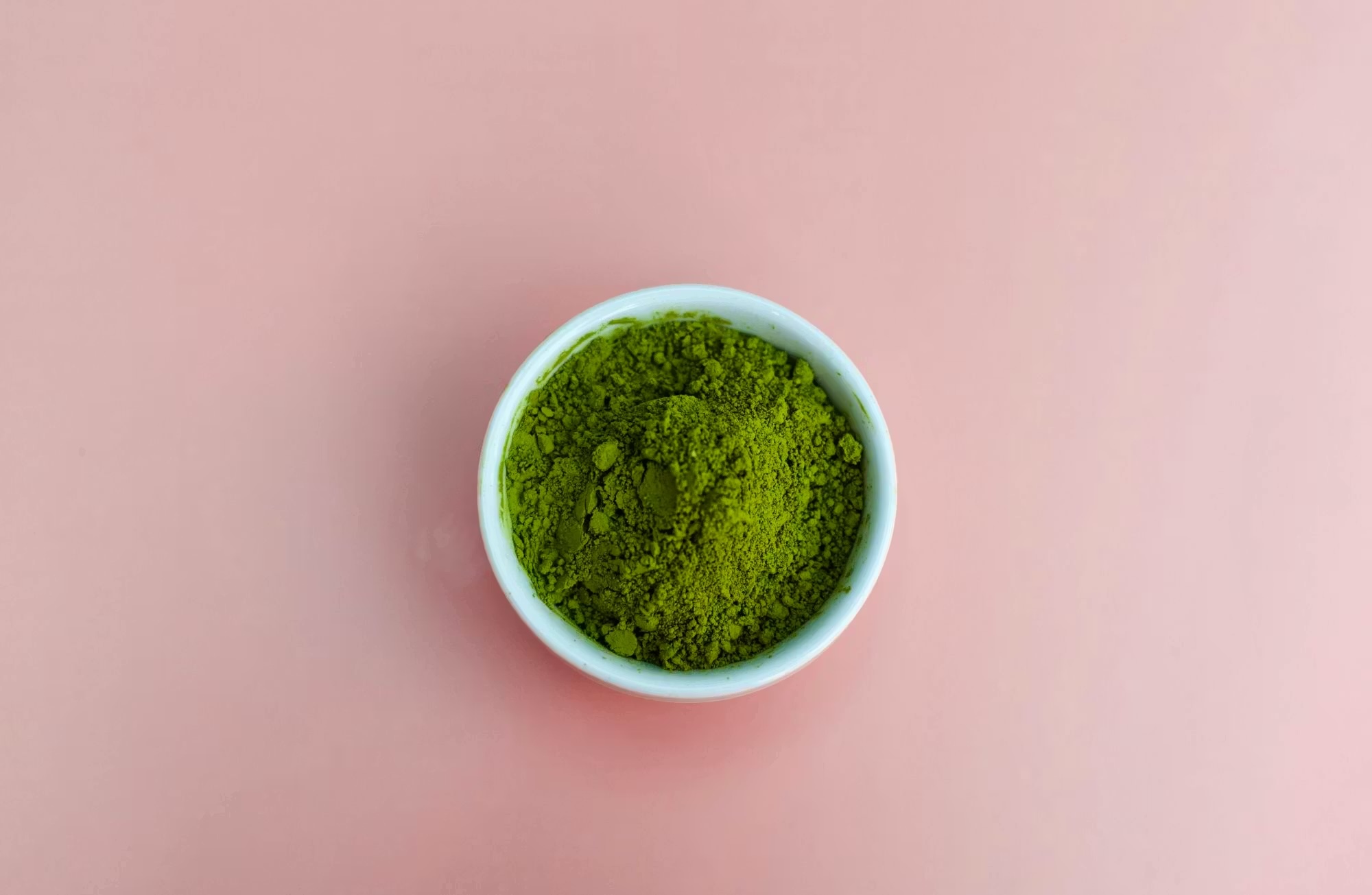 Aus ökologischer Sicht ist Matcha nachhaltiger als Kaffee. Foto: Unsplash