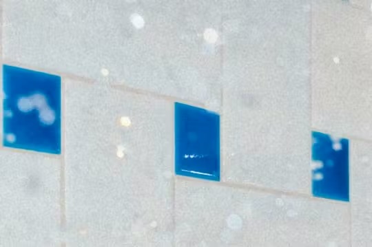 Mit Naturkosmetik, Kerzen oder wiederauffüllbaren Shampoos kannst du nichts falsch machen.Soeder