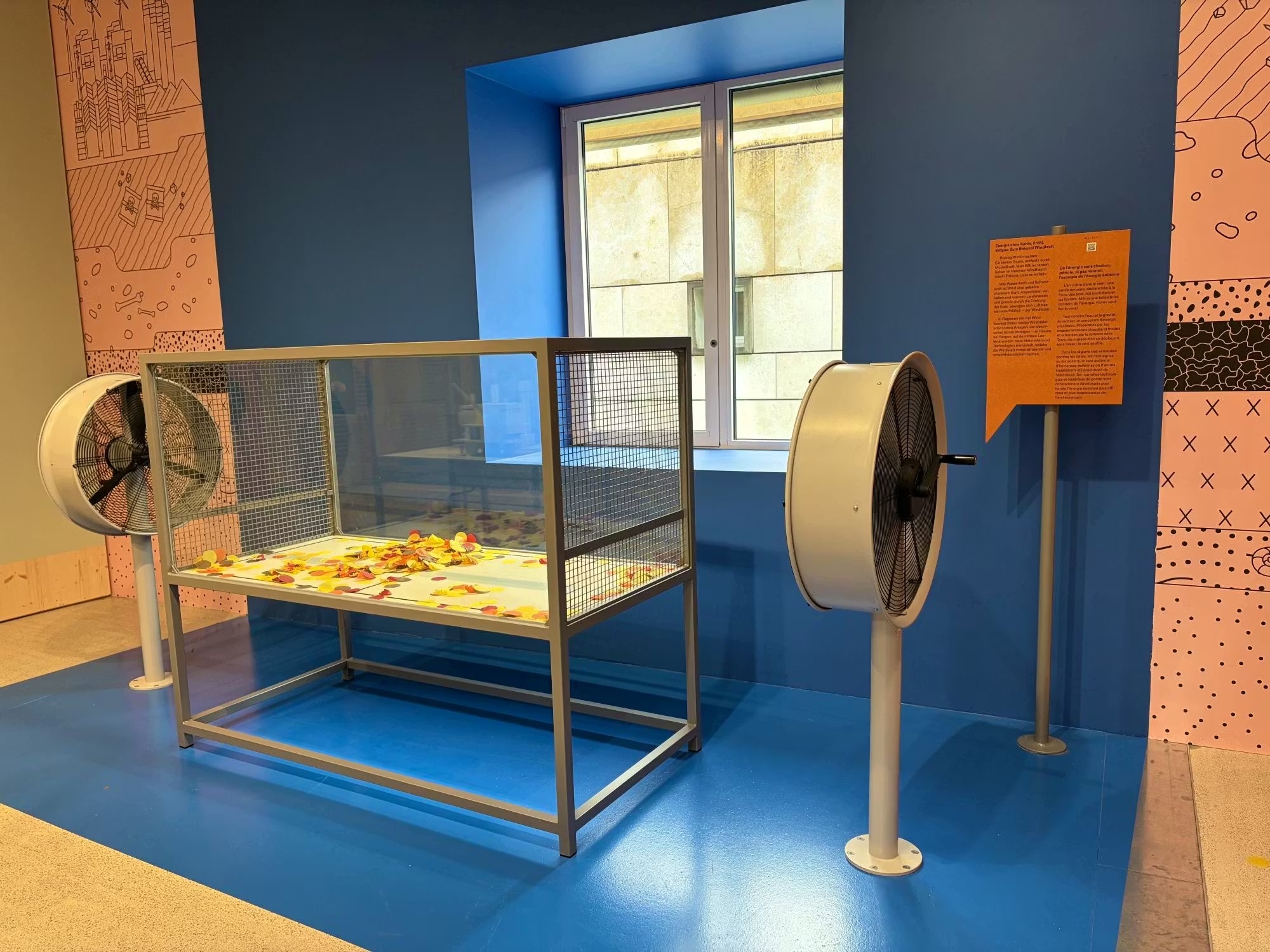 Ein Fokus der Ausstellung liegt auf Lösungsansätzen, etwa beim Thema Bauen und Wohnen.WSZ