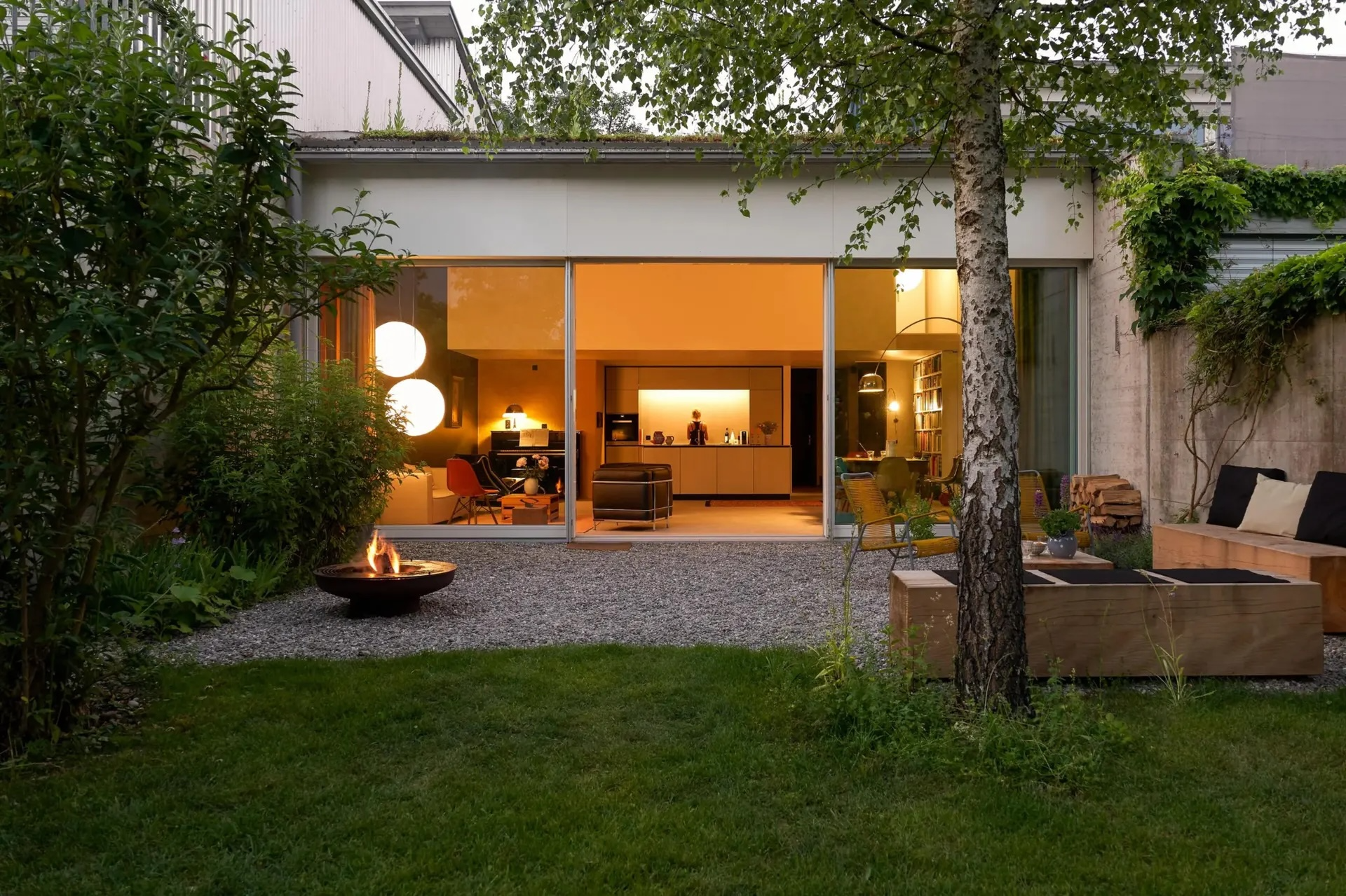 Un jardin aménagé au plus près de la nature allie biodiversité et qualité de vie. Photo : Federico Naef