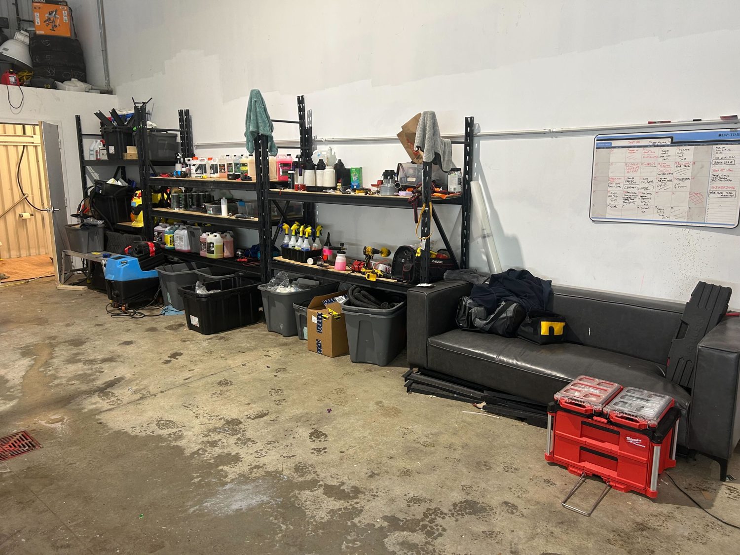 Storage shelving