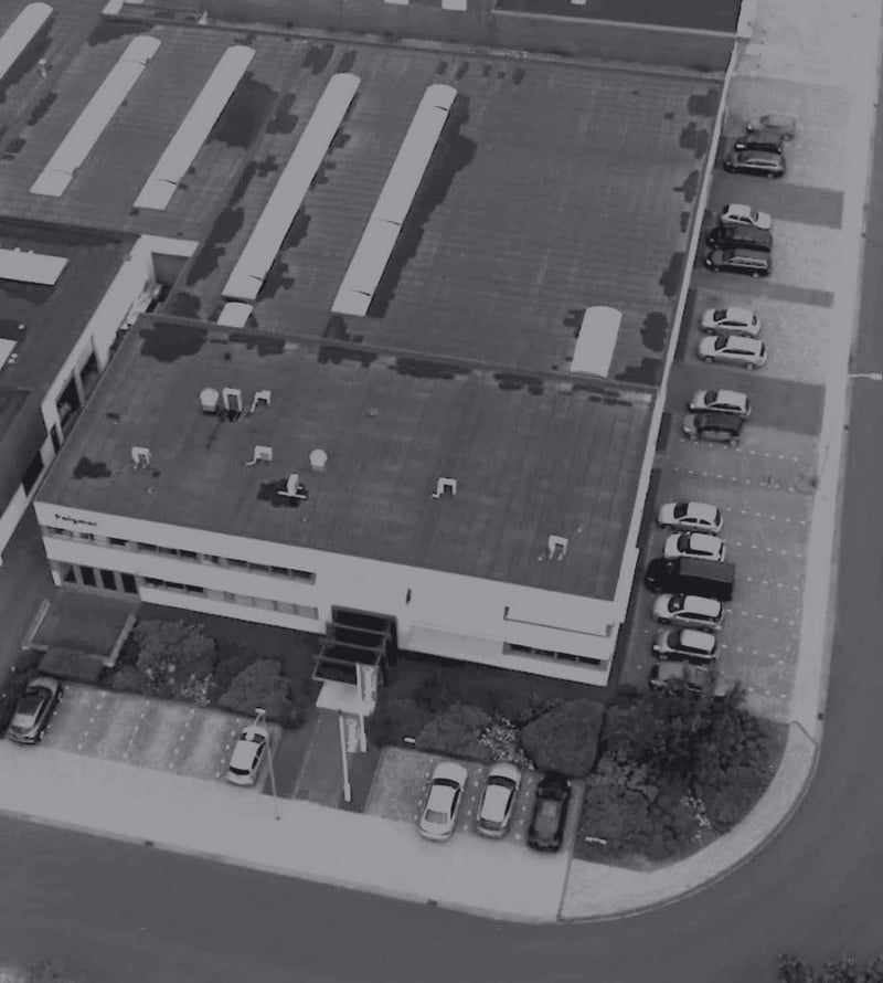 IML Automation Solutions for Plastics Manufacturing | Pages Group