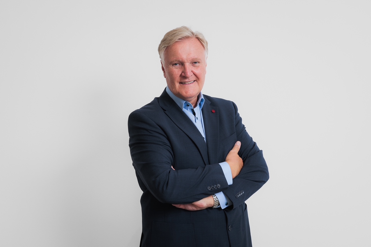 menassetreff mit Klaus Albrecht Schröder