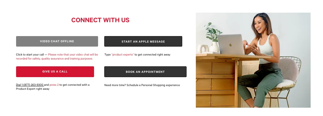 Live Chat option from Luluemon to increase time spent on an ecommerce website