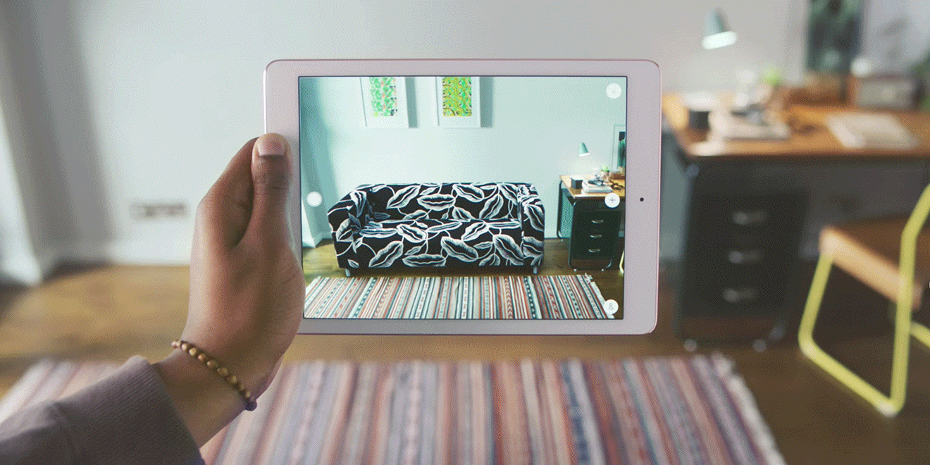 4 eCommerce Brands Nailing Augmented Reality (And How You Can Do It Too)