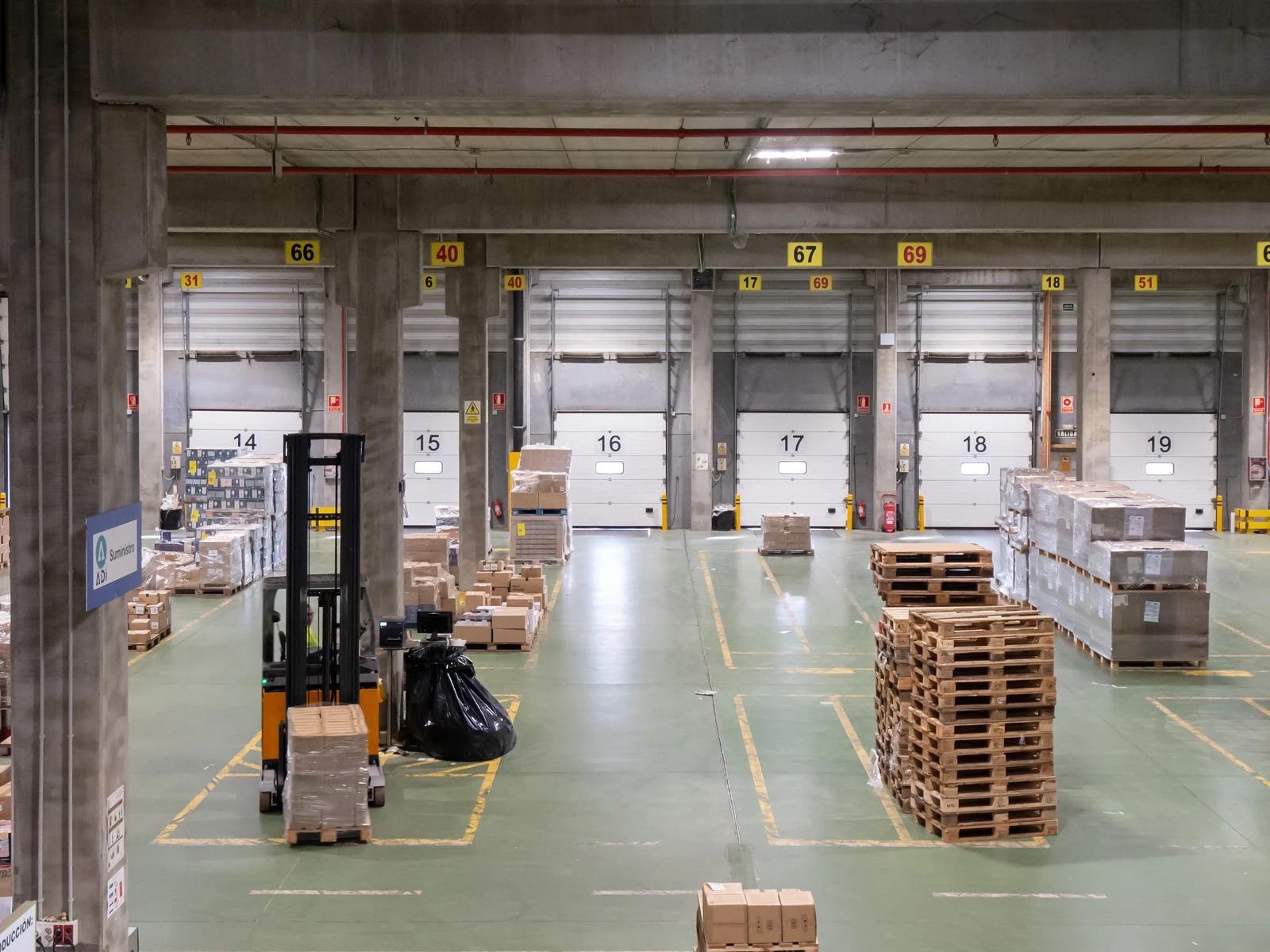 photo 11 Entrepôt logistique à Villanueva de Gallego