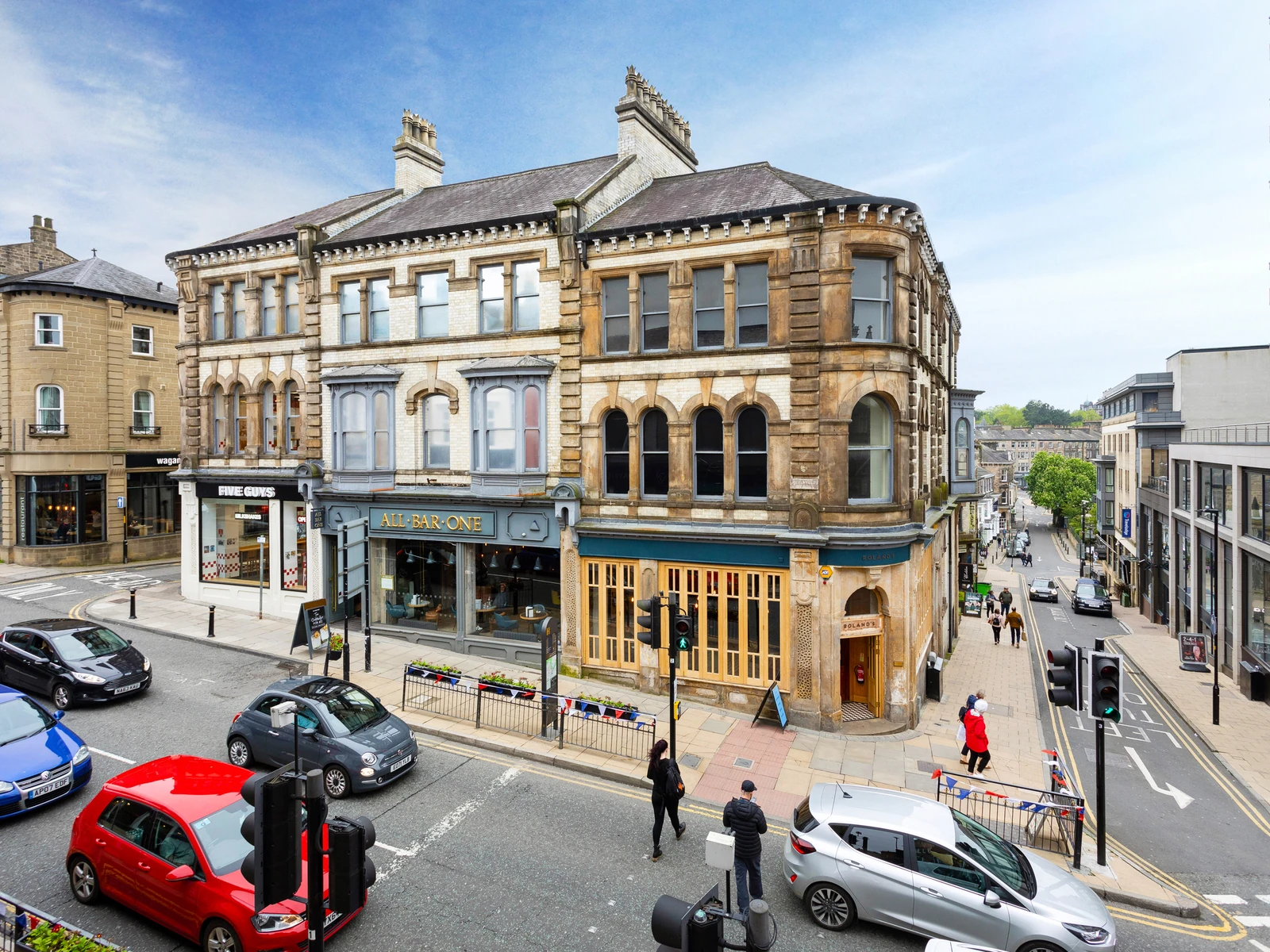 photo 9 Commerces à Harrogate