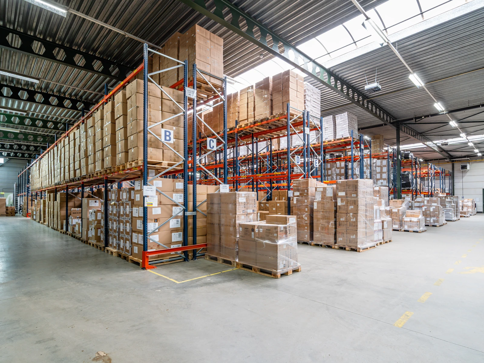 photo 3 Entrepôt et bureaux à Drunen