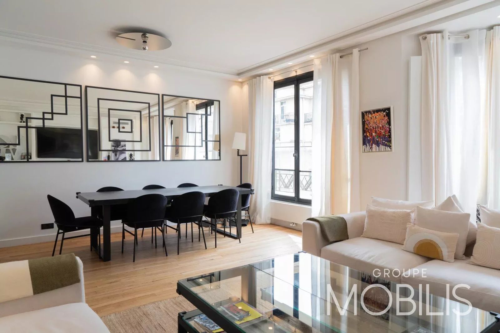 Appartement 4 pièces 106 m² · à Paris · 105,6 m² · 685 000 €