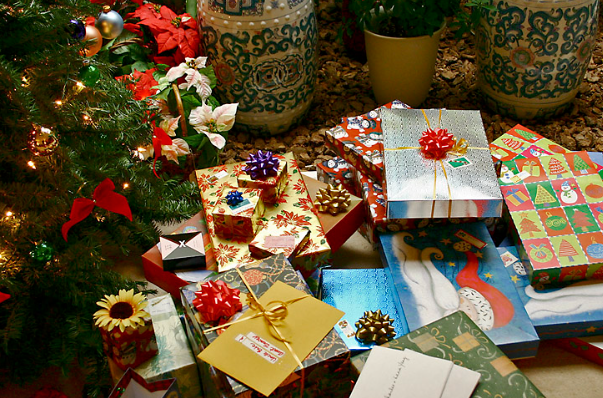 Why Gifting Coworkers at Christmas Matters