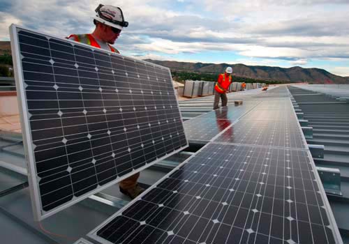 Faites confiance aux experts Nouvel'R Energie pour les taches brunes sur vos panneaux solaires