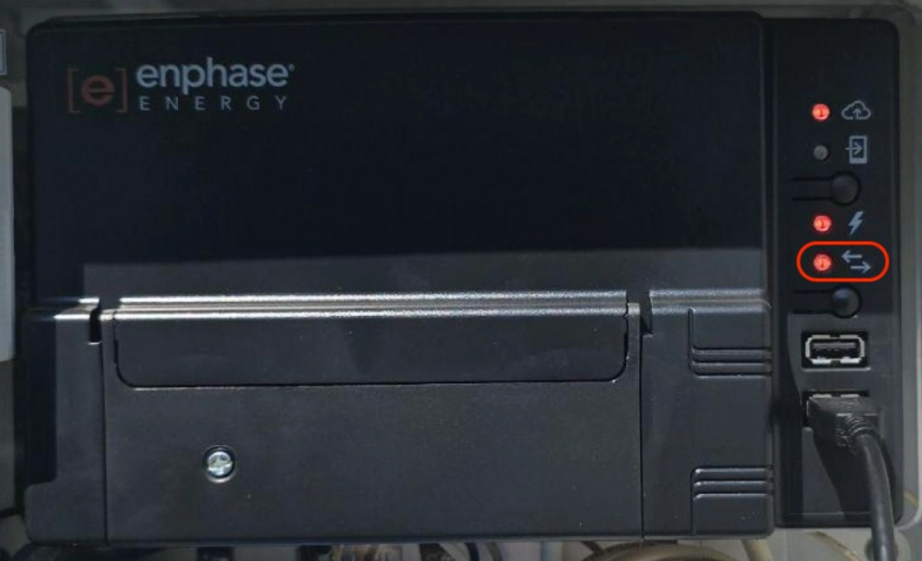 Passerelle Enphase en signalant un défaut de production.
