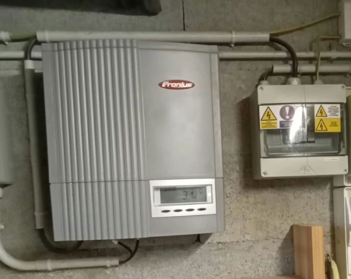 Onduleur fronius en baisse de production sans défaut apparent. 