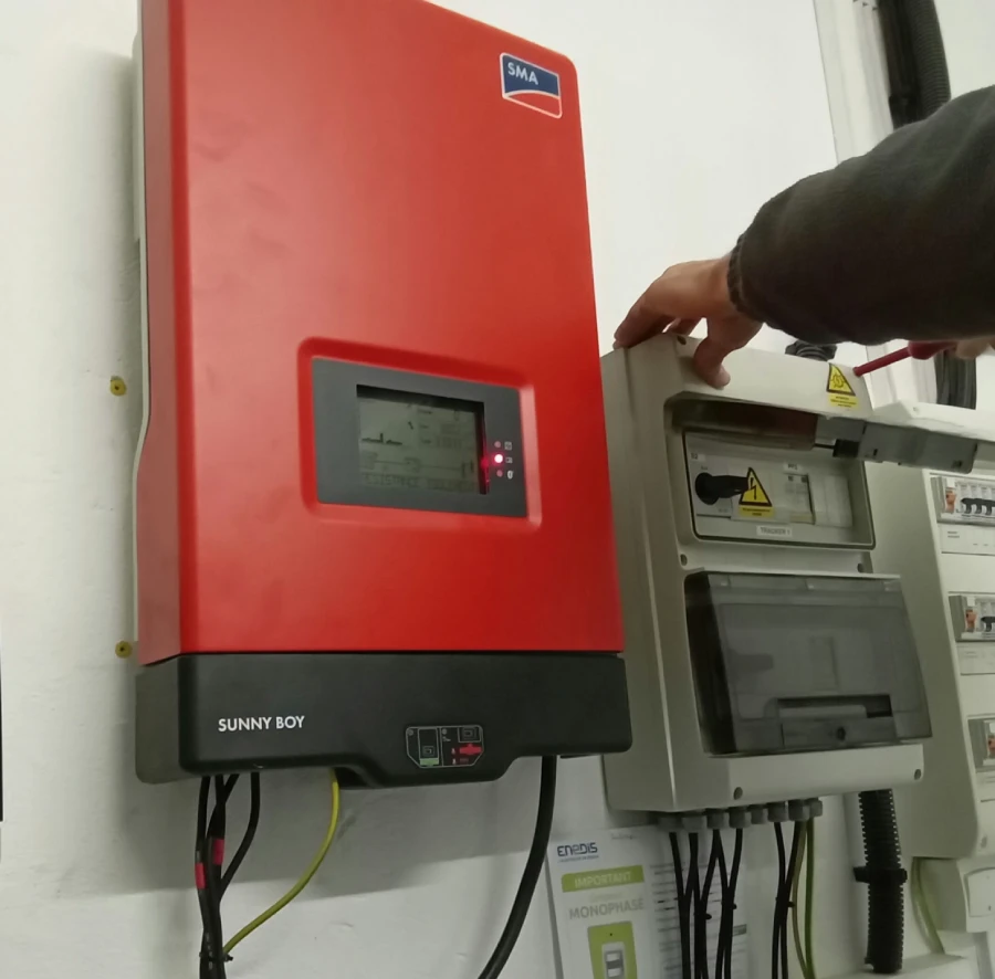 Onduleur SMA Sunny Boy 3000 en défaut.