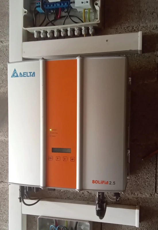 Onduleur Delta Solivia en défaut mais sans erreur apparente.