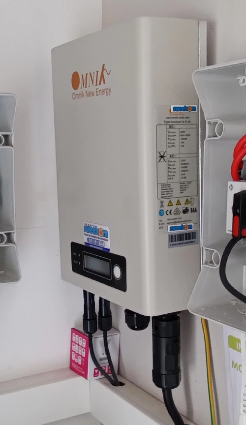 Onduleur Omnik 1K-TL-M en défaut, l'installation ne produit plus.