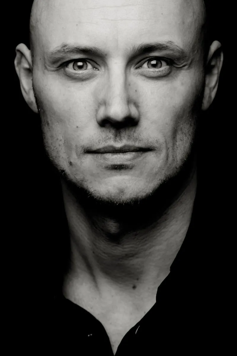 Danish. Actor. Director. Visual storyteller. Creative mind.