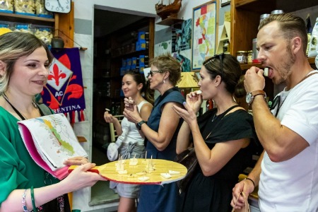 Food tour in Venice - Team 2