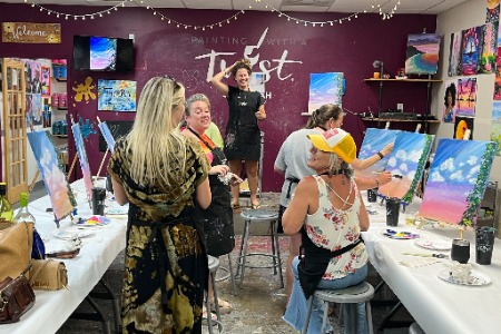 Paint and sip in Savannah - Team 1